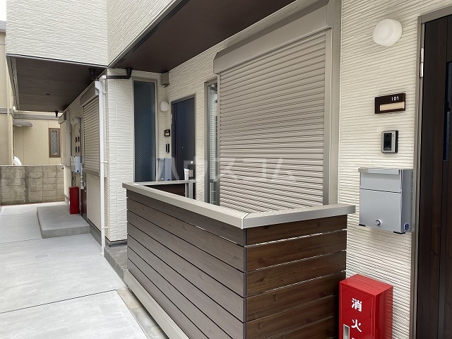 21/24 エントランス