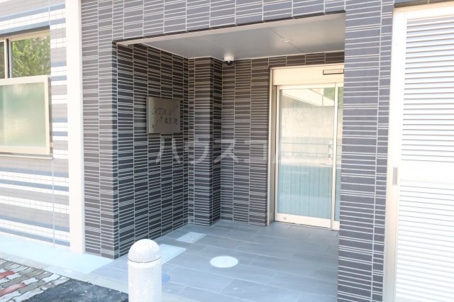 2/3 エントランス