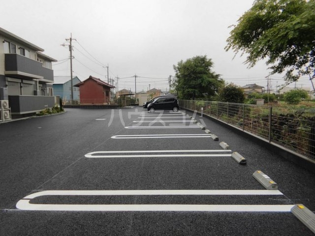 22/30 駐車場