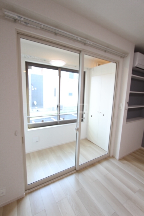 21/30 バルコニー