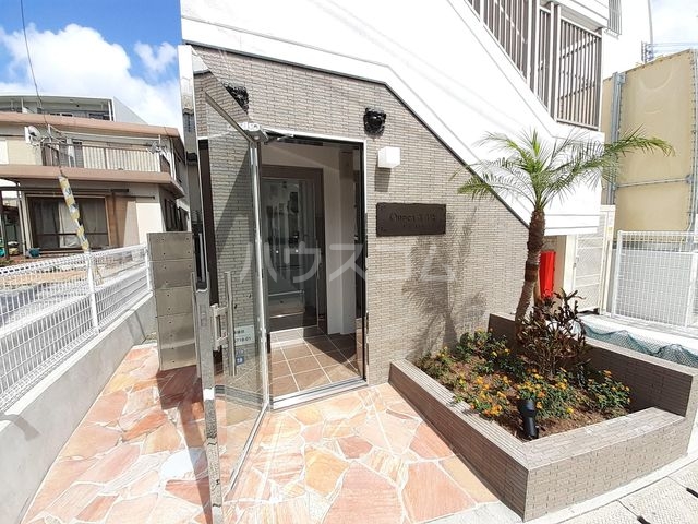 15/21 エントランス