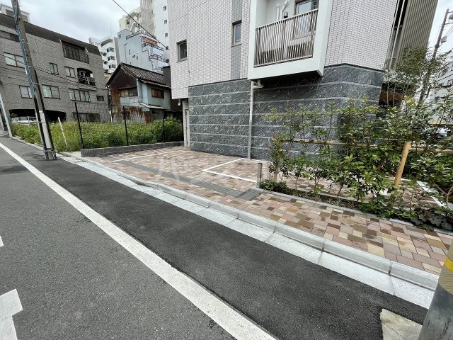 25/29 駐車場