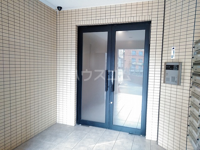 4/5 エントランス