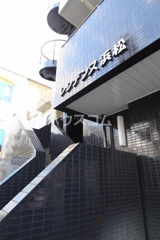 14/17 エントランス