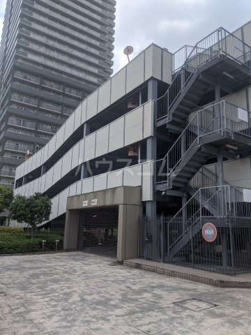 25/26 駐車場
