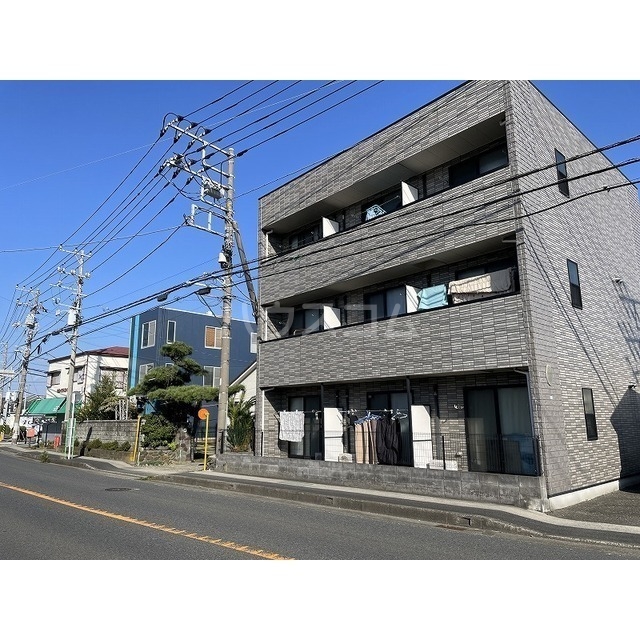 2/5 エントランス