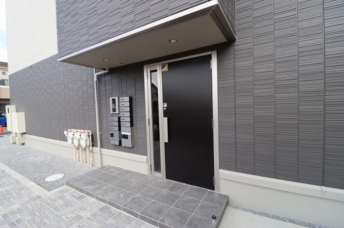 17/18 エントランス