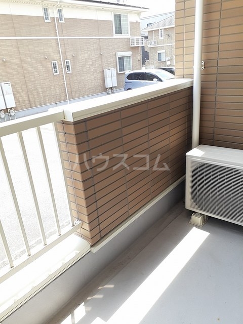 13/19 バルコニー