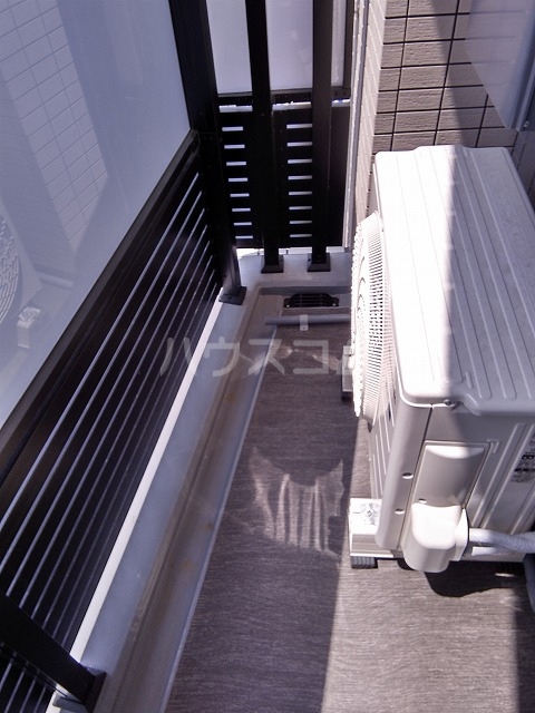 20/28 バルコニー