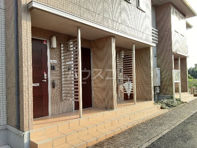 17/18 エントランス