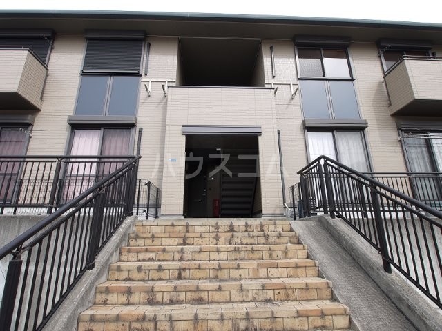 2/5 エントランス