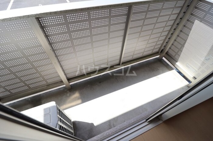 13/21 バルコニー