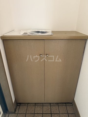 13/30 玄関