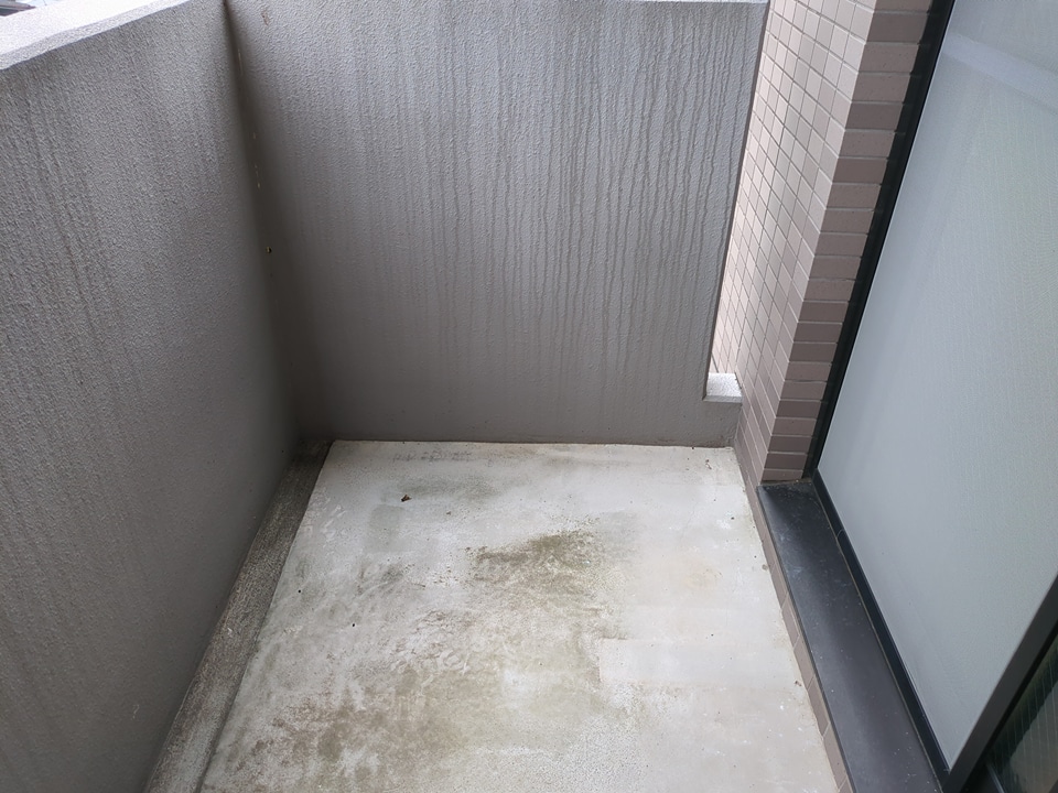 22/30 バルコニー