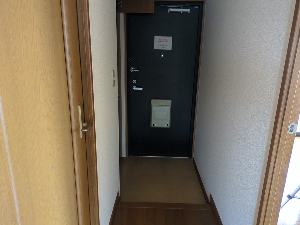 13/30 玄関