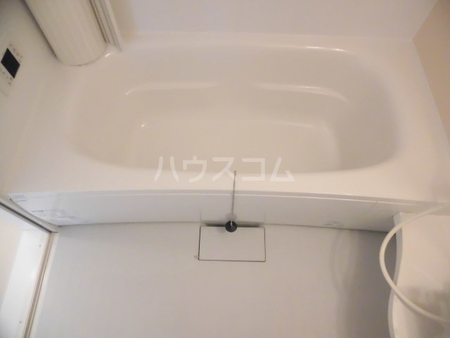 13/30 浴室