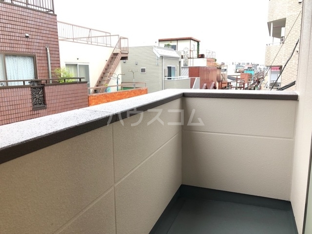 20/28 バルコニー