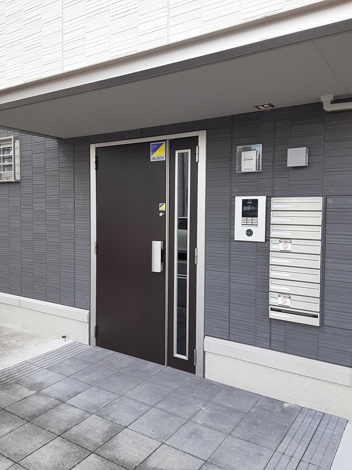 29/30 エントランス