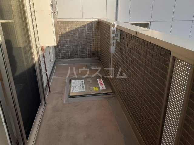 20/30 バルコニー