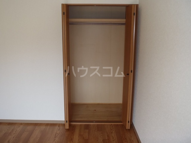 16/27 収納