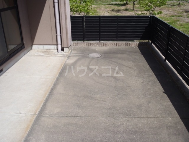 27/27 駐車場