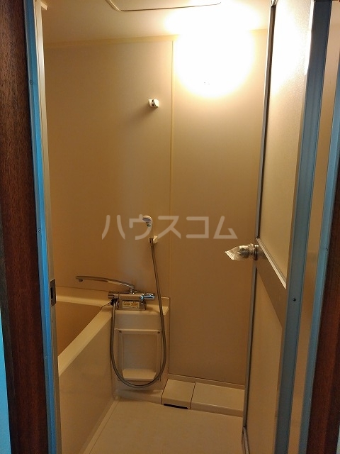 17/30 浴室