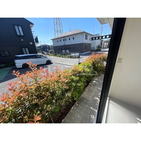 13/18 バルコニー