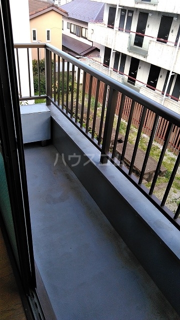 20/30 バルコニー