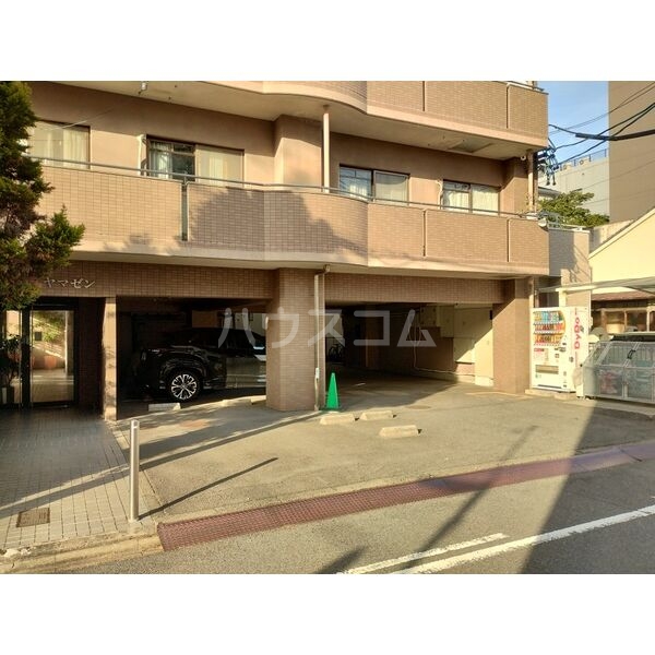 3/6 駐車場