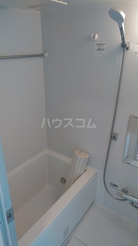 13/30 浴室