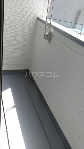 18/26 バルコニー