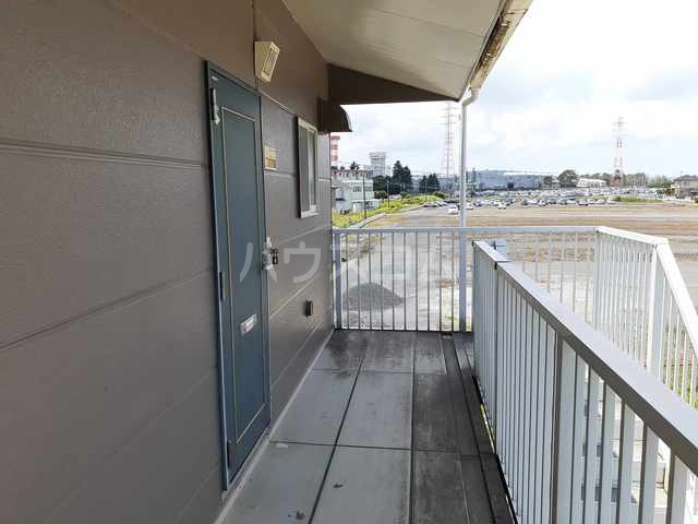 13/15 エントランス