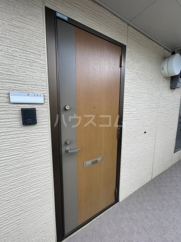 21/25 エントランス