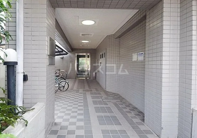 2/10 エントランス