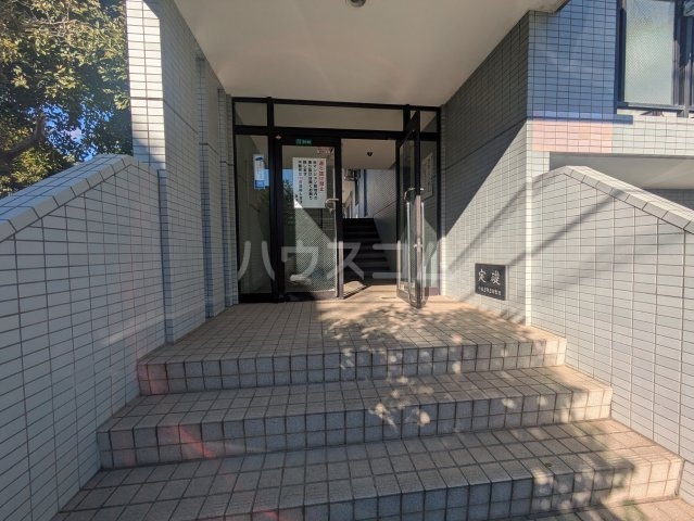 29/30 エントランス