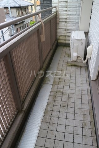 23/30 バルコニー