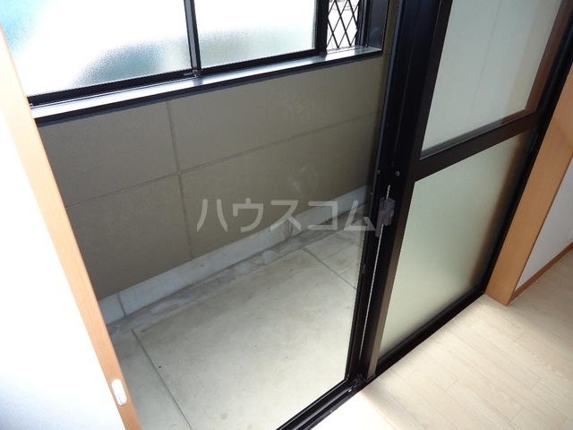 13/18 バルコニー