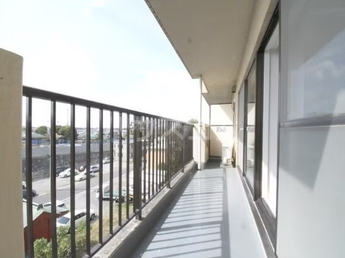 19/30 バルコニー