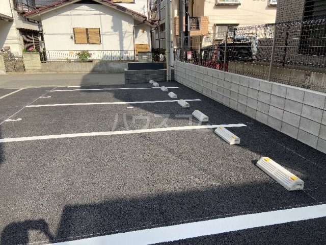 3/4 駐車場