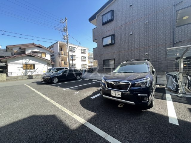 20/30 駐車場