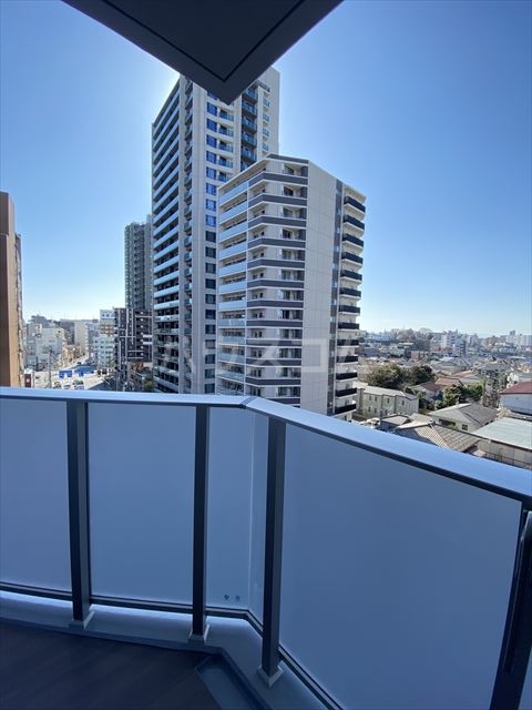 23/30 バルコニー