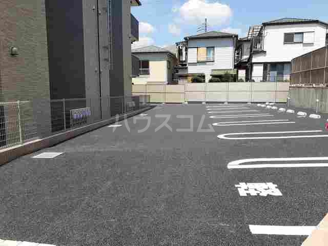 16/26 駐車場