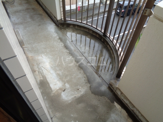 20/30 バルコニー