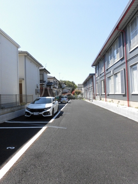 19/23 駐車場