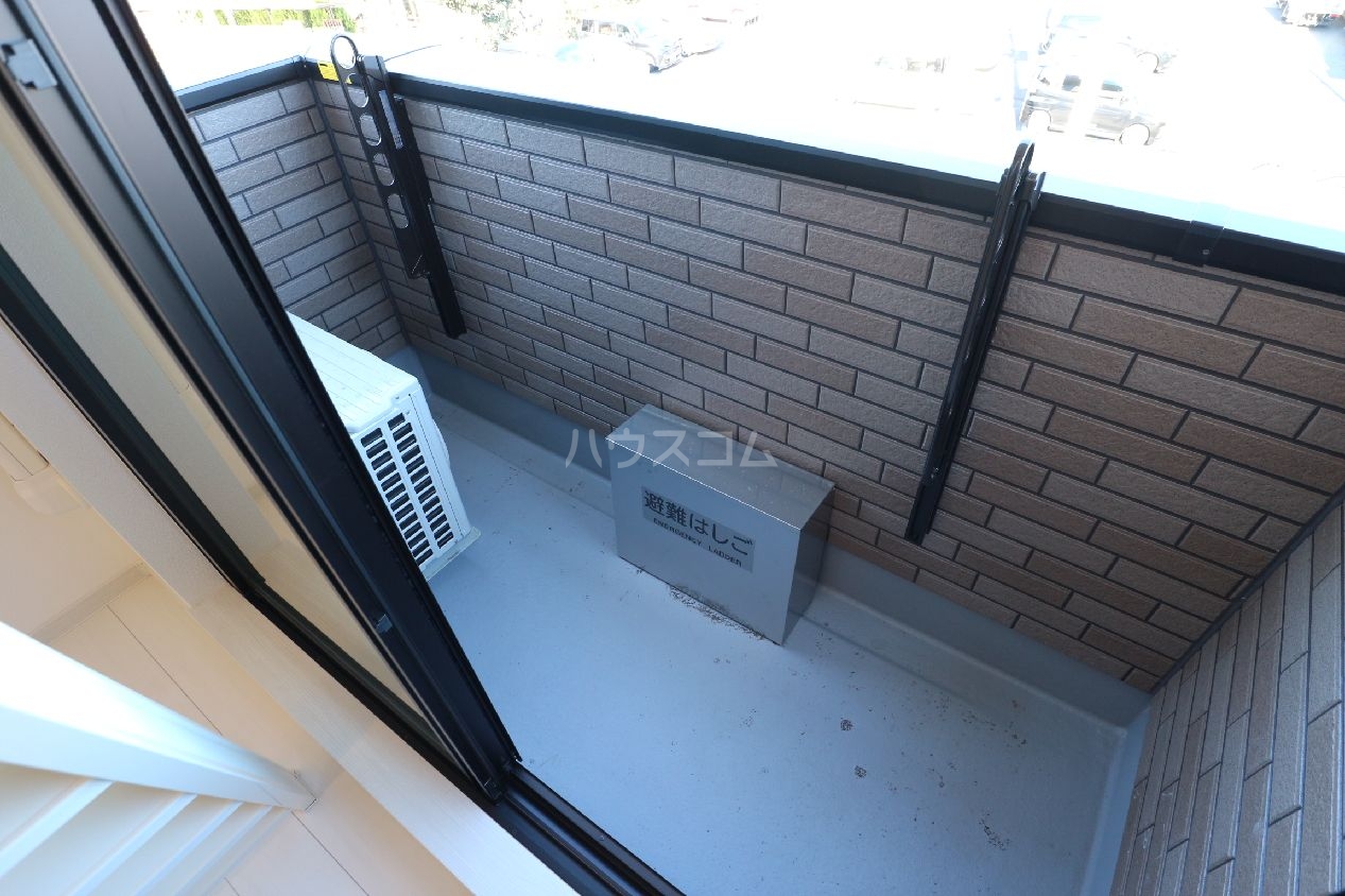 13/27 バルコニー