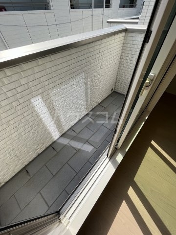 23/30 バルコニー