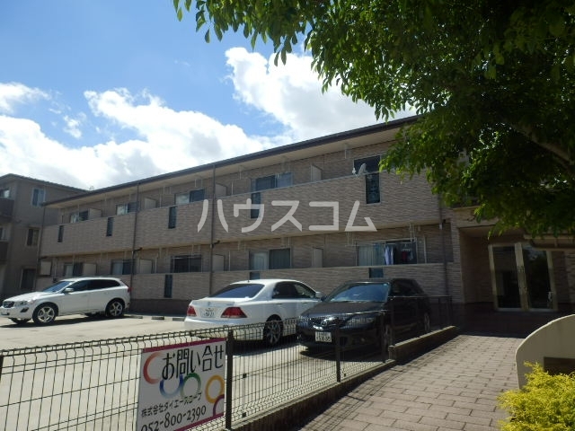 27/30 駐車場