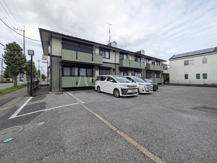 23/29 駐車場