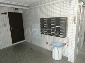 14/20 エントランス