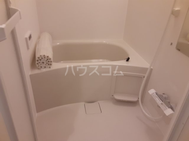 14/30 浴室